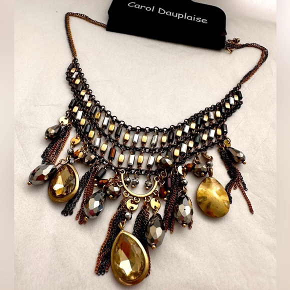 Crystal charm statement necklace set in bronze. New with tags - Picture 2 of 4